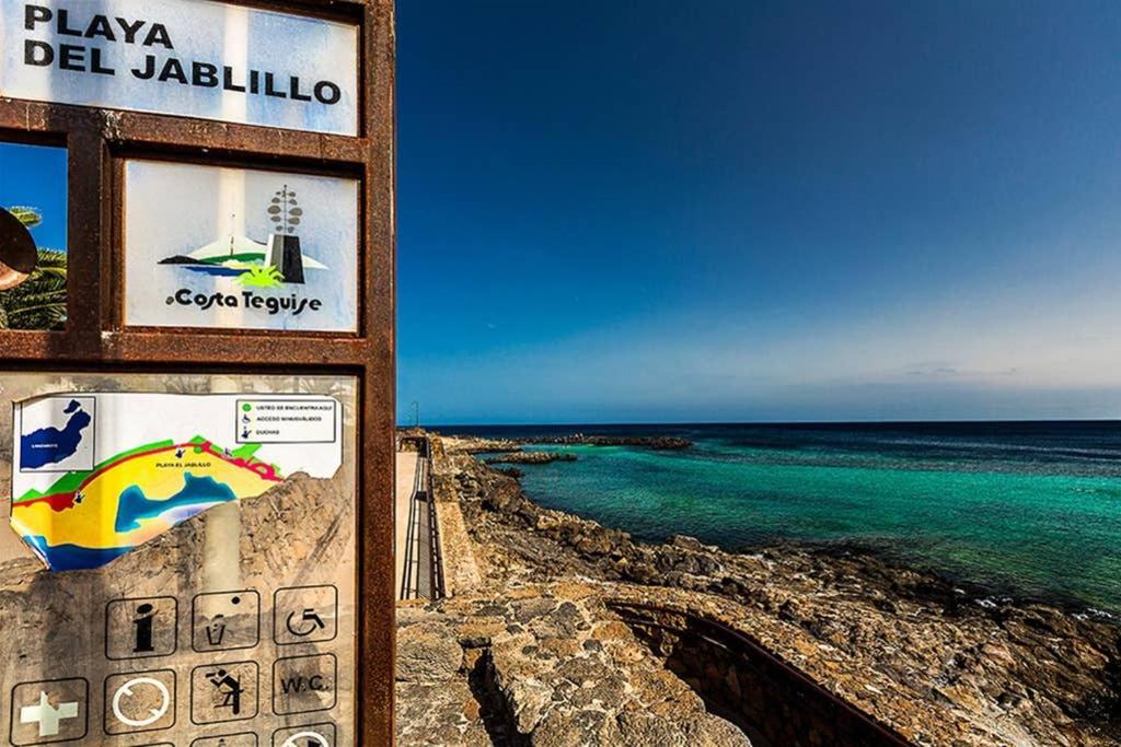 Vivienda Vacacional Ocean Pearl Costa Teguise Esterno foto